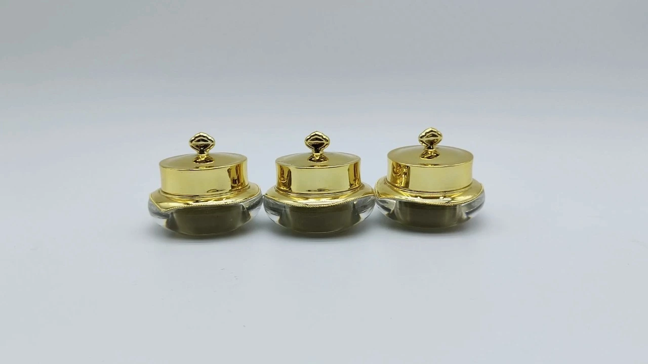 Glamorosos frascos de crema de acrílico dorado de doble pared de 10 g con tapa superior dorada 1
