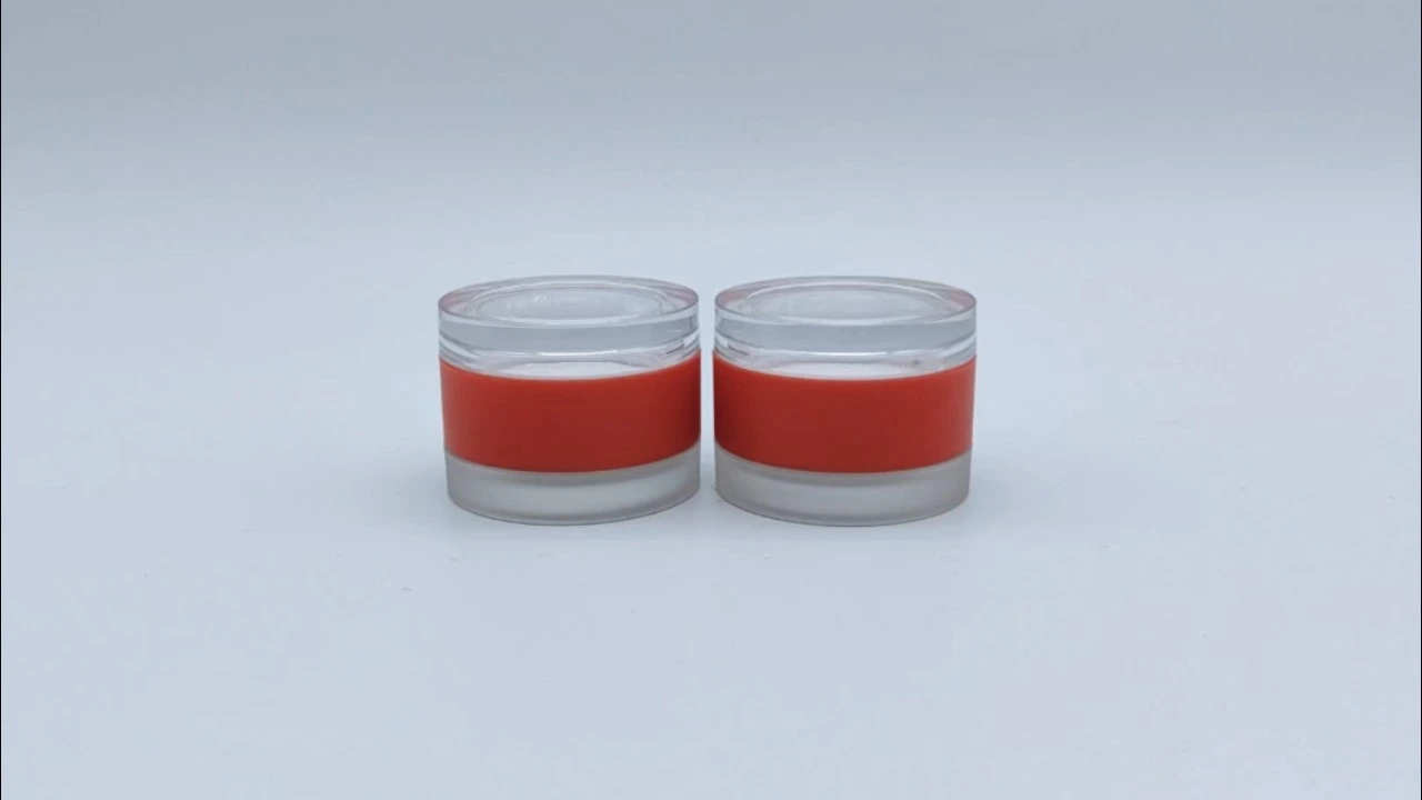 Glamoroso tarro de crema con doble muestra de acrílico transparente rojo de 10 g 1