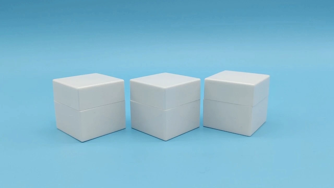 Glamoroso tarro para crema de doble pared de PP con forma de cubo blanco de 10 g/50 g 1