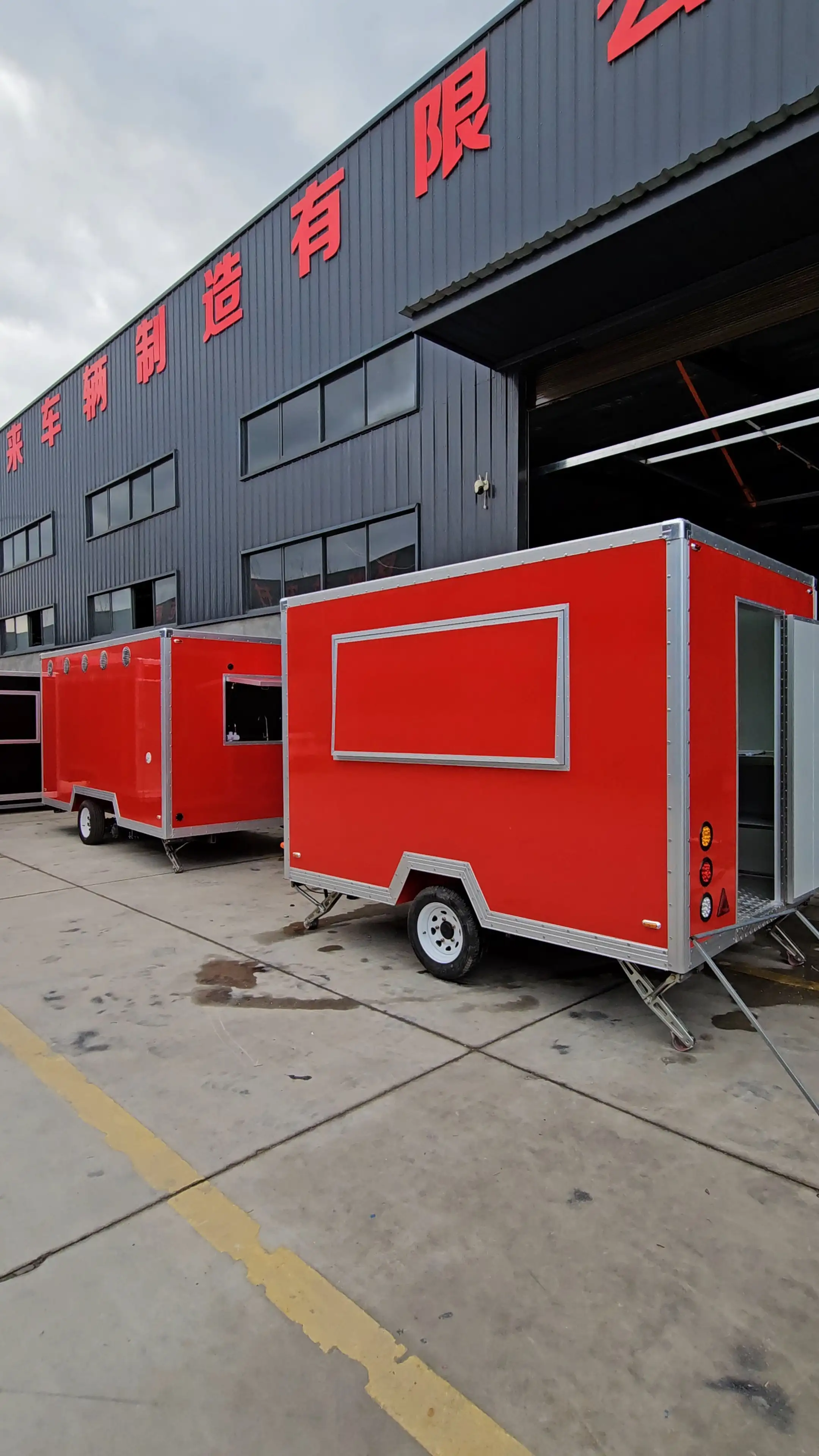 Remolque de comida Airstream Remolque de comida cuadrado Remolques de concesión Carros de catering móviles Camiones de comida Camión de comida con ventana 1