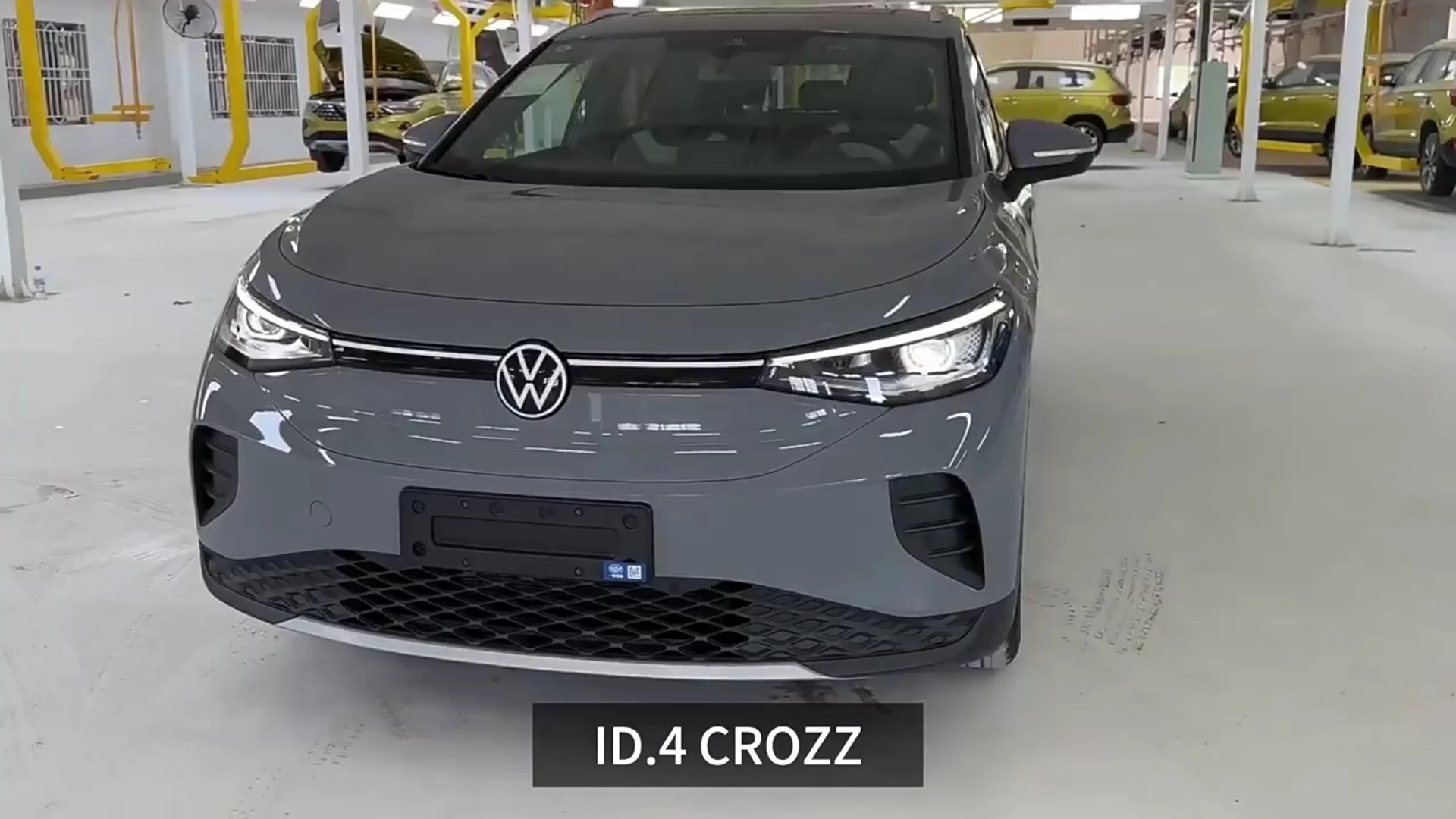 Volkswagen ID.4 crozz Pure+ דגם 2024 רכב שטח חשמלי עם 360 מצלמות טווח 600 קמ במהירות גבוהה רכב אנרגיה חדש למכירה מכוניות EV למבוגרים 1