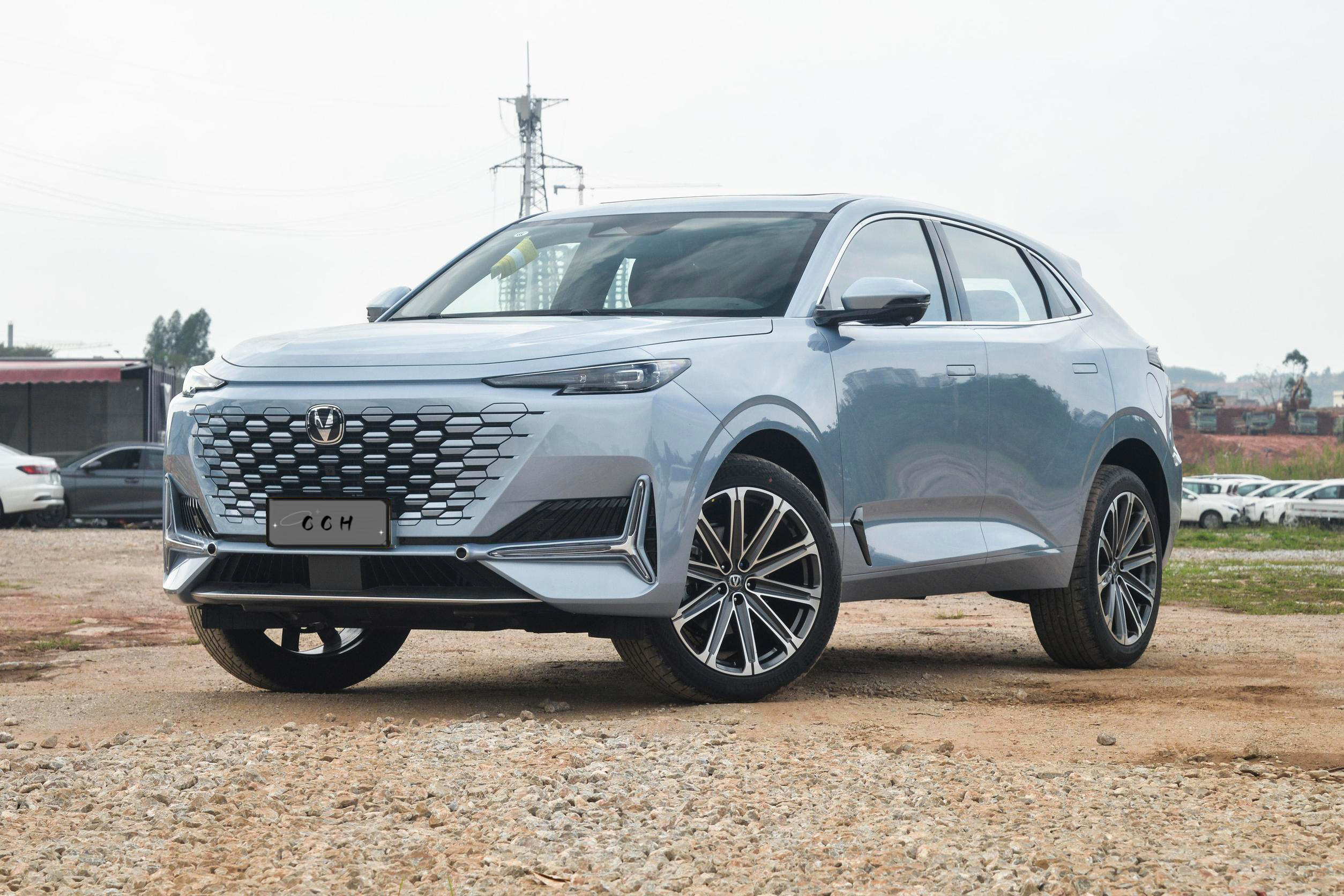 Changan UNI-K SUV 2024 New Drive מכוניות בנזין אוטומטיות עם 2.0T 233ps 4 דלתות 5 מושבים SUV בינוני במחיר זול 7