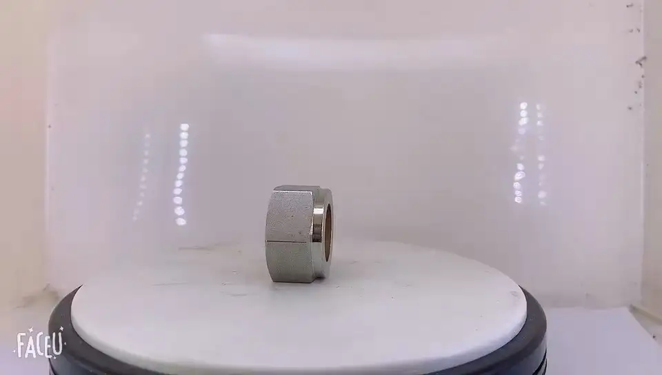 Tuerca de cabeza hexagonal de hilo femenino de acero inoxidable de alta presión HY con galvanizado en plata 1