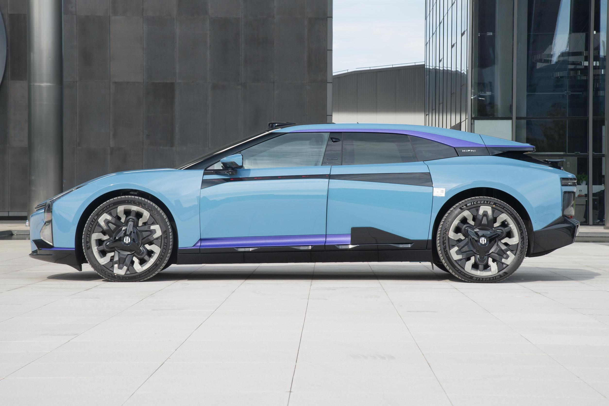 HiPhi Z 2023 Berline électrique avec 4 sièges double moteurs Vitesse maximale 200 km/h 4WD Batterie au lithium ternaire Voiture électrique pure à bas prix 7