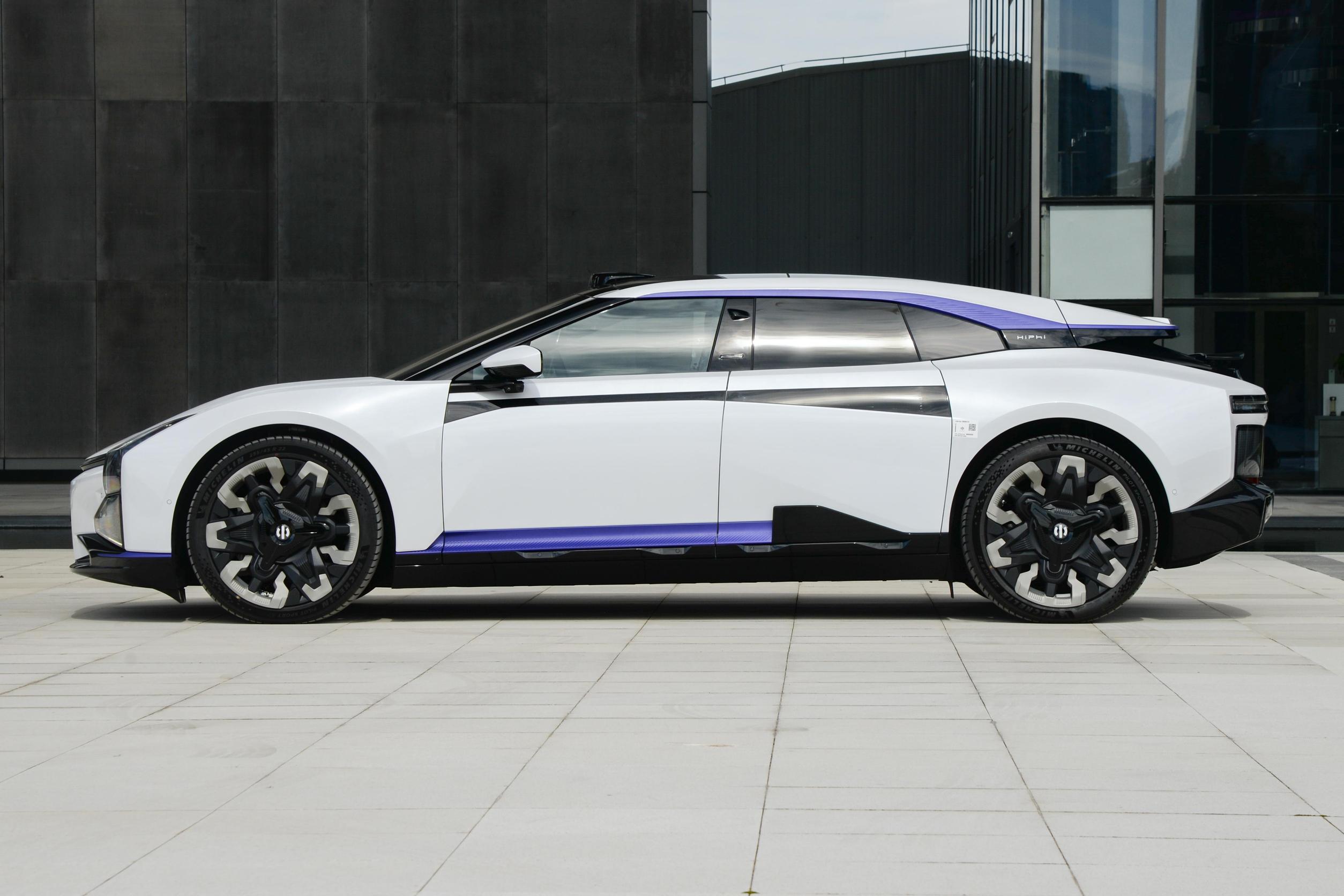 HiPhi Z 2023 Berline électrique avec 4 sièges double moteurs Vitesse maximale 200 km/h 4WD Batterie au lithium ternaire Voiture électrique pure à bas prix 8