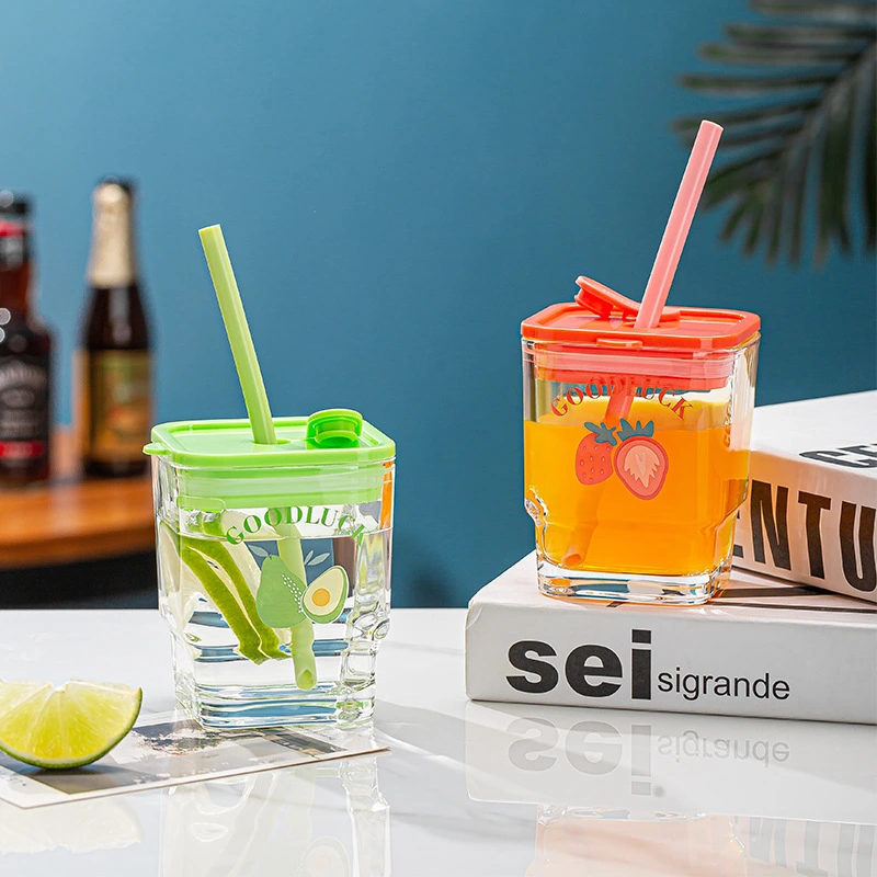 2024 Hot Sell Glassware Instagram Style Portable Glass Mug With Lid And Straw Simple Cup For Back to School Tea cup 1