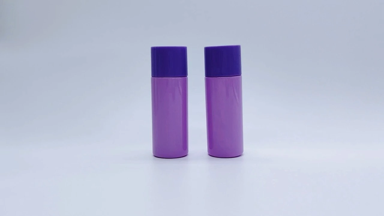 Glamorous 50ml purple plastic toner/lotion bottles with screw cap 1