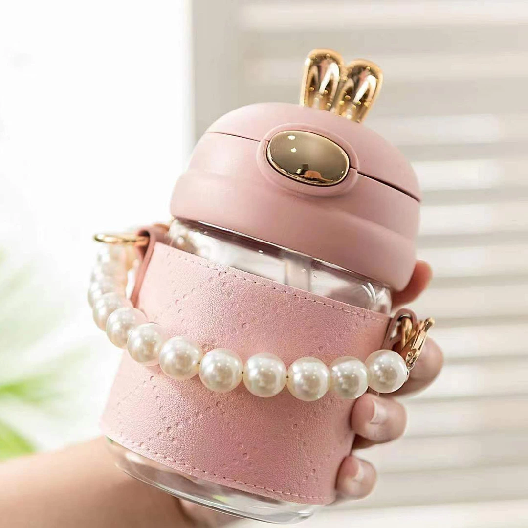 ถ้วยแก้ว แก้วน้ำ เครื่องแก้ว สวยงาม เรียบง่าย พร้อมฟางและฝาปิด ถ้วยน้ำพกพา พร้อมสายโซ่ Glass Travel Mug 1