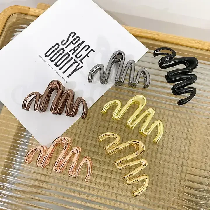 DOWELL neuer kreativer Hai-Clip, hell, 11 cm, extra großes Metall 1