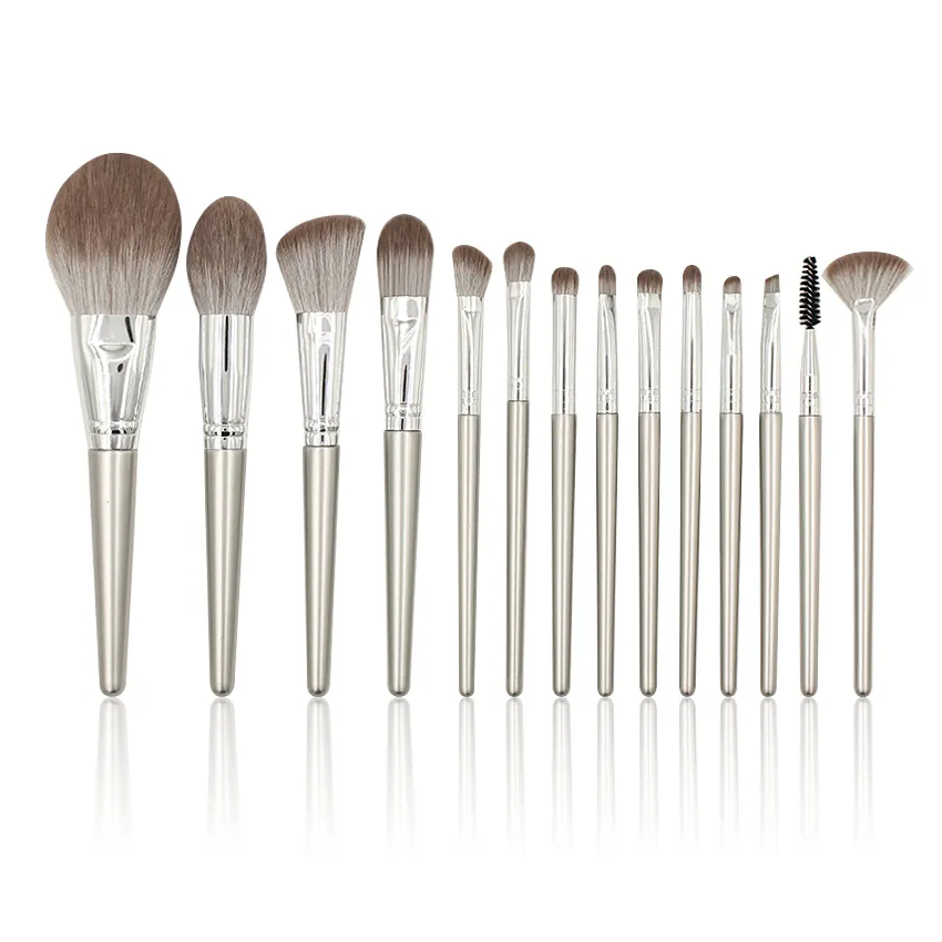 Customized Makeup Brush Set Company 2