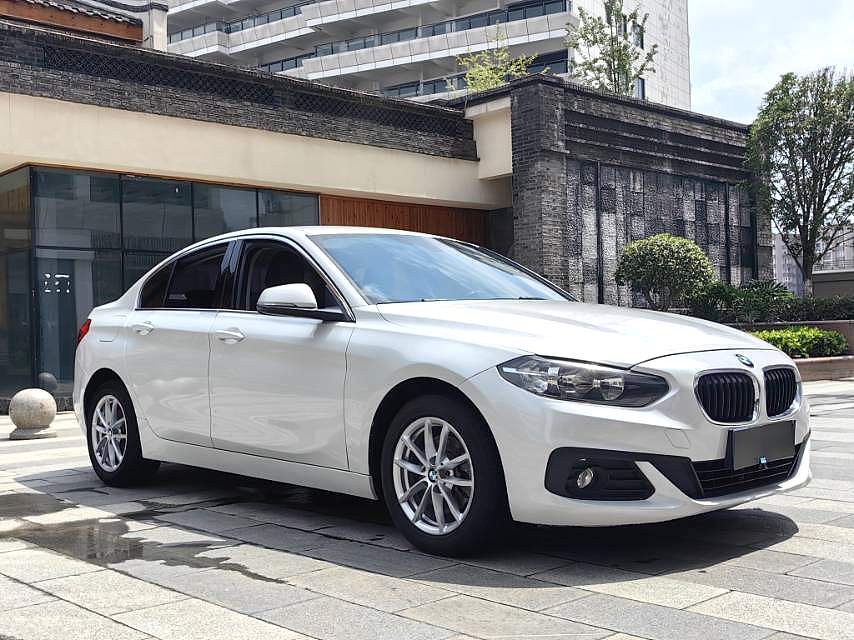 سيارة BMW 1 Series 2018 مع 118i 1.5T Fashion Edition سيدان تعمل بالبنزين، سيارة تعمل بالغاز/البنزين باليد اليسرى للسيارات المستعملة بأسعار رخيصة 6