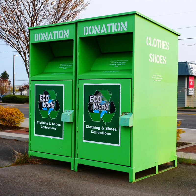 Customized outdoor charity used clothes shoes drop off recycling bin 1