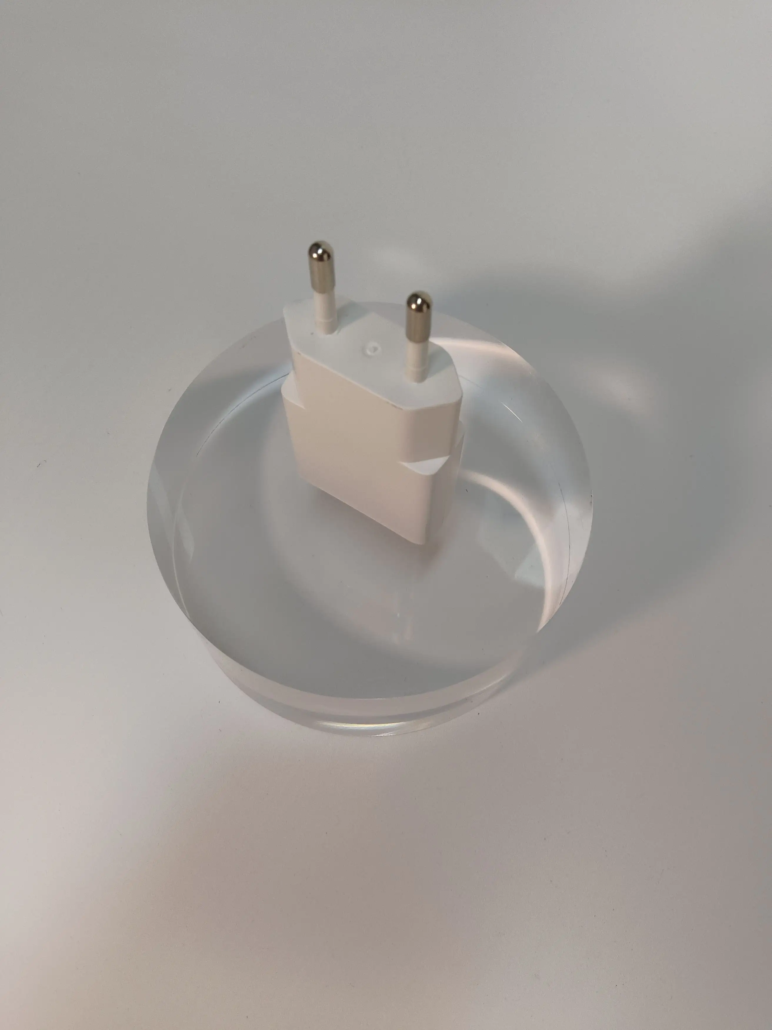 Electronic Parts and Supplies by JSJM 6