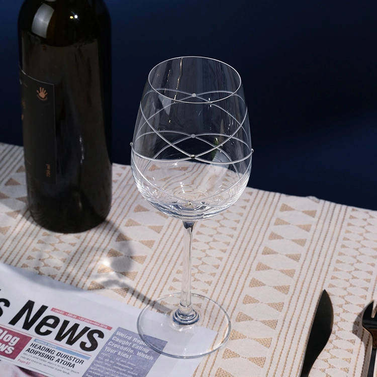 Рекламная посуда для напитков Свадебный бокал Бокал для вина Чашка Стеклянная посуда Винтажная стеклянная посуда с тиснением дизайна 1