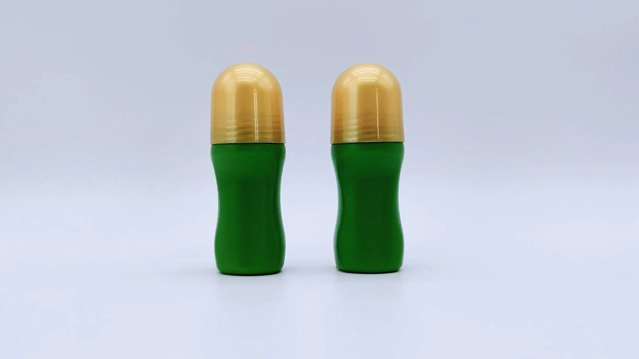 Glamorous 45ml green Plastic deodorant perfume round ball roller bottle with screw caps 1