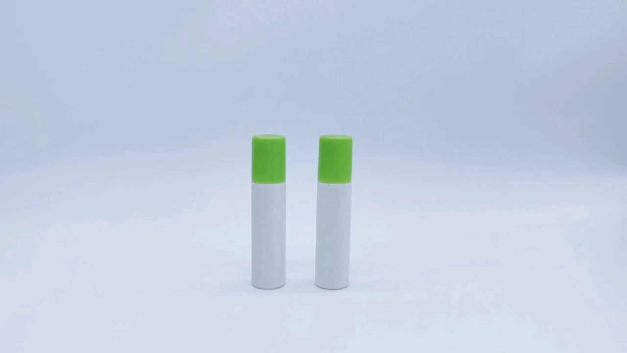 Glamorous white Plastic essential oil bottle steel ball roller mini roll bottle Bottle 1