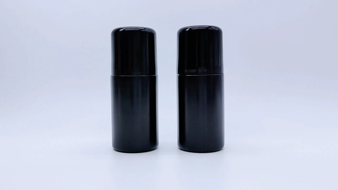Glamorous black Plastic deodorant perfume round ball roller bottle with screw caps 1