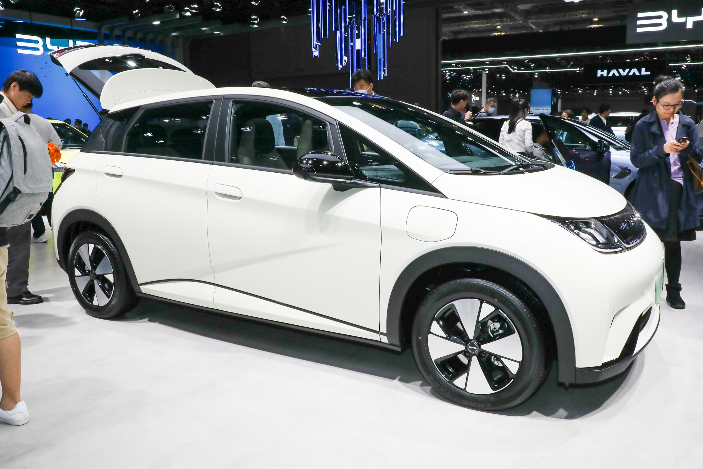 BYD Dolphin 2025 with Knight Edition 520KM New Energy Pure Electric 5 Seats Small SUV Ev Vehicles Electric for new car sale 7