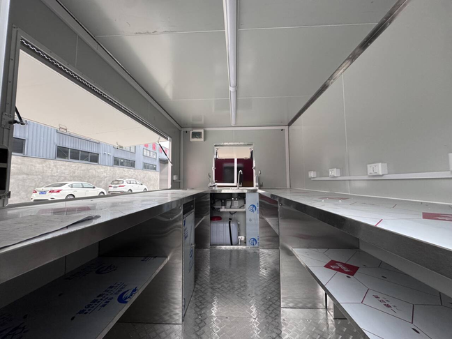 Construction Restroom Trailers Square Food Trailer 4000*2000*2350mmsupplier 5
