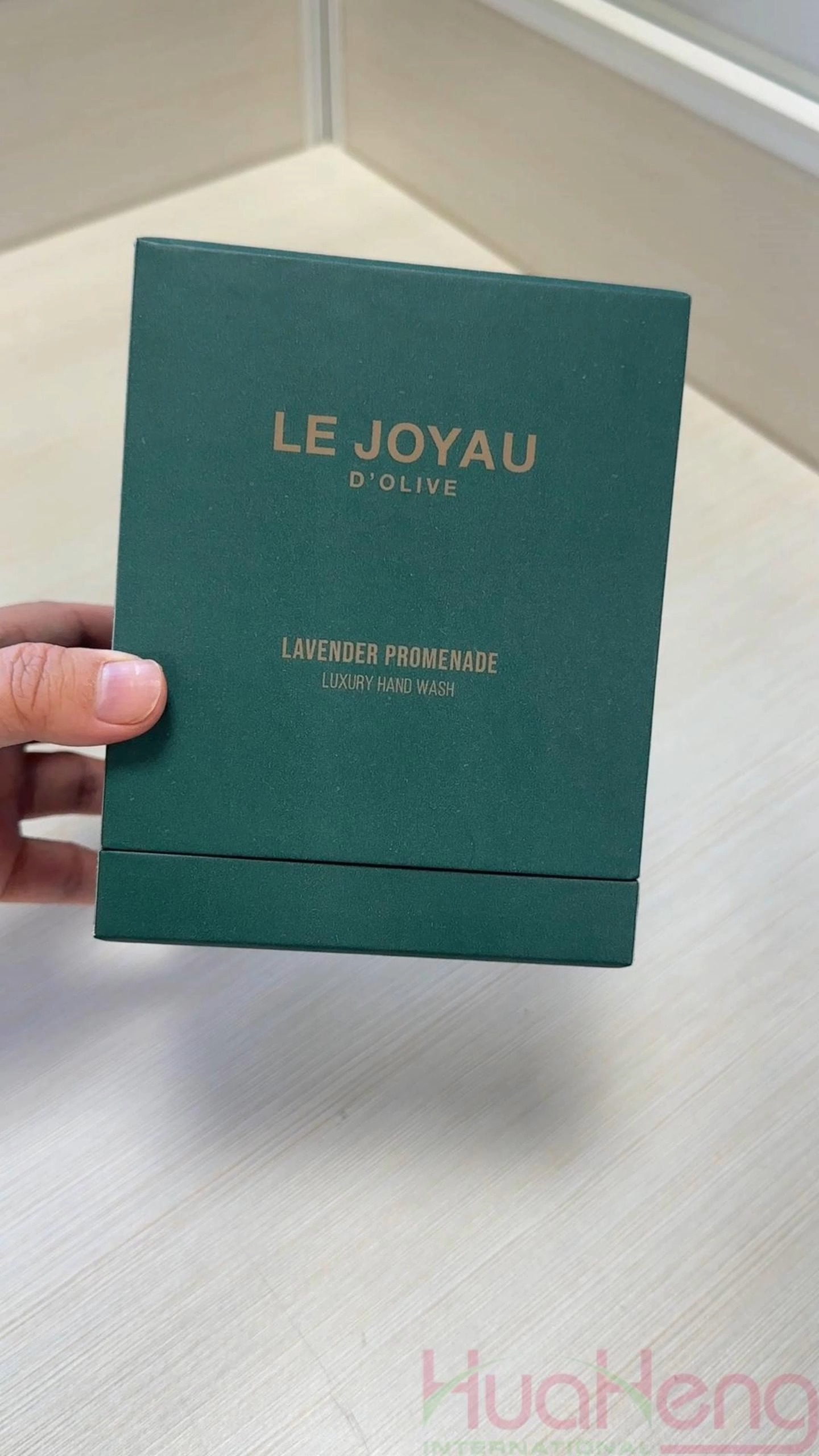 Boîte à bougies trifonctionnelle exquise avec épaule dorée