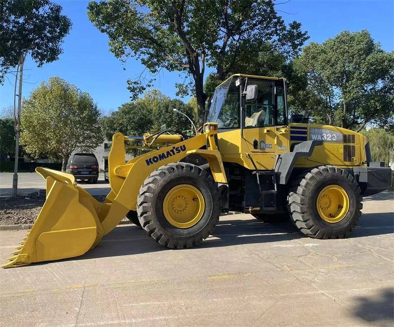 Оригинальный фронтальный погрузчик Komatsu WA320-5 б/у в отличном состоянии. 1