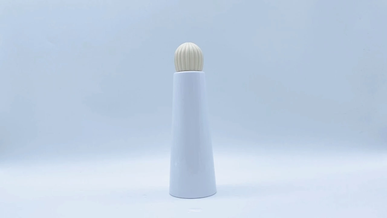 Glamorosa botella de loción corporal en PET blanco de 180 ml para el cuidado de la piel. 1
