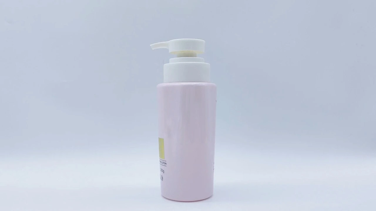 Glamorosa botella de loción corporal en PET rosa de 250 ml para el cuidado de la piel. 1