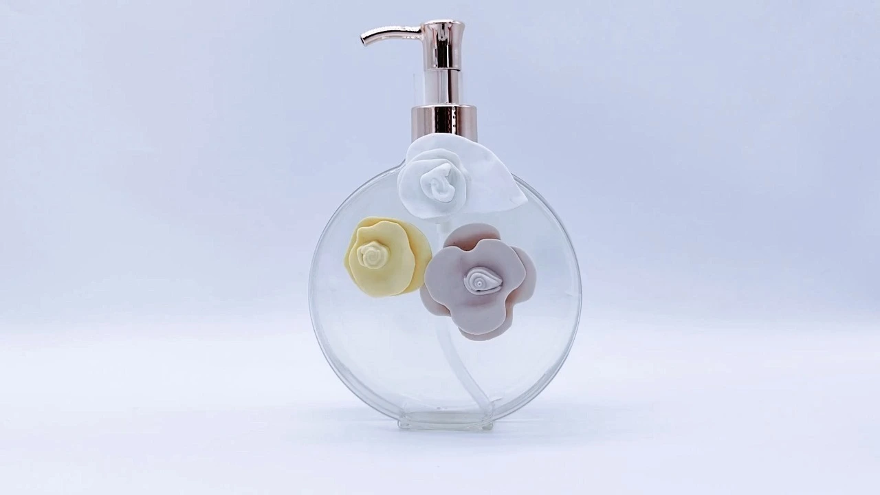 Glamouröse 300 ml farblose transparente PET-3D-Blume, dekorative Hautpflegeverpackung, Körperlotionflasche 1