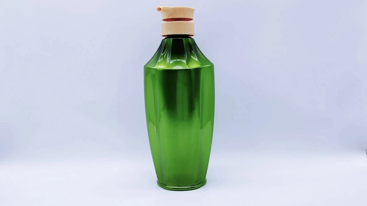 Glamorous 800ml pearlescent green transparent PET skin care packaging body lotion bottle 1