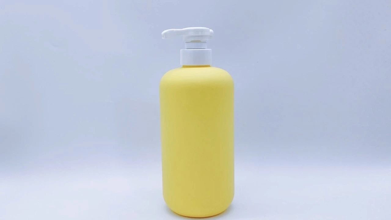 Glamorous 800ml yellow matte PE skin care packaging body Lotion bottle 1