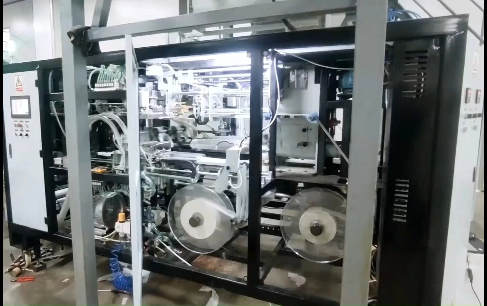 Automatic Shiitake Bagging Clipping Machine With Bag Making 1