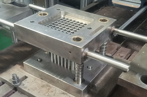 Press Vulcanizer 3
