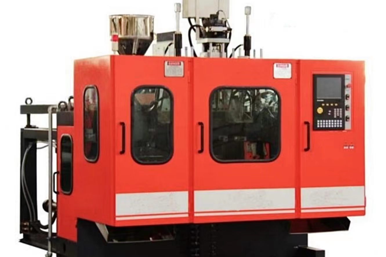 Double Stations Blow Molding Machine 1