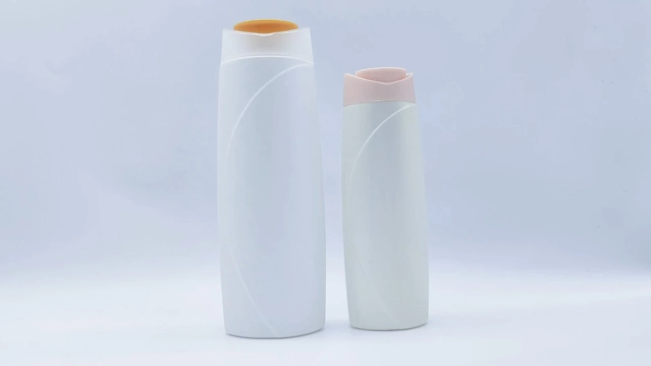 Champú y acondicionador glamuroso de polietileno blanco perla de 200 ml/400 ml. 1