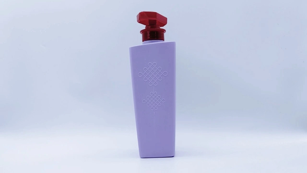 Flacon de shampoing et après-shampoing glamour en PE violet de 550 ml 1