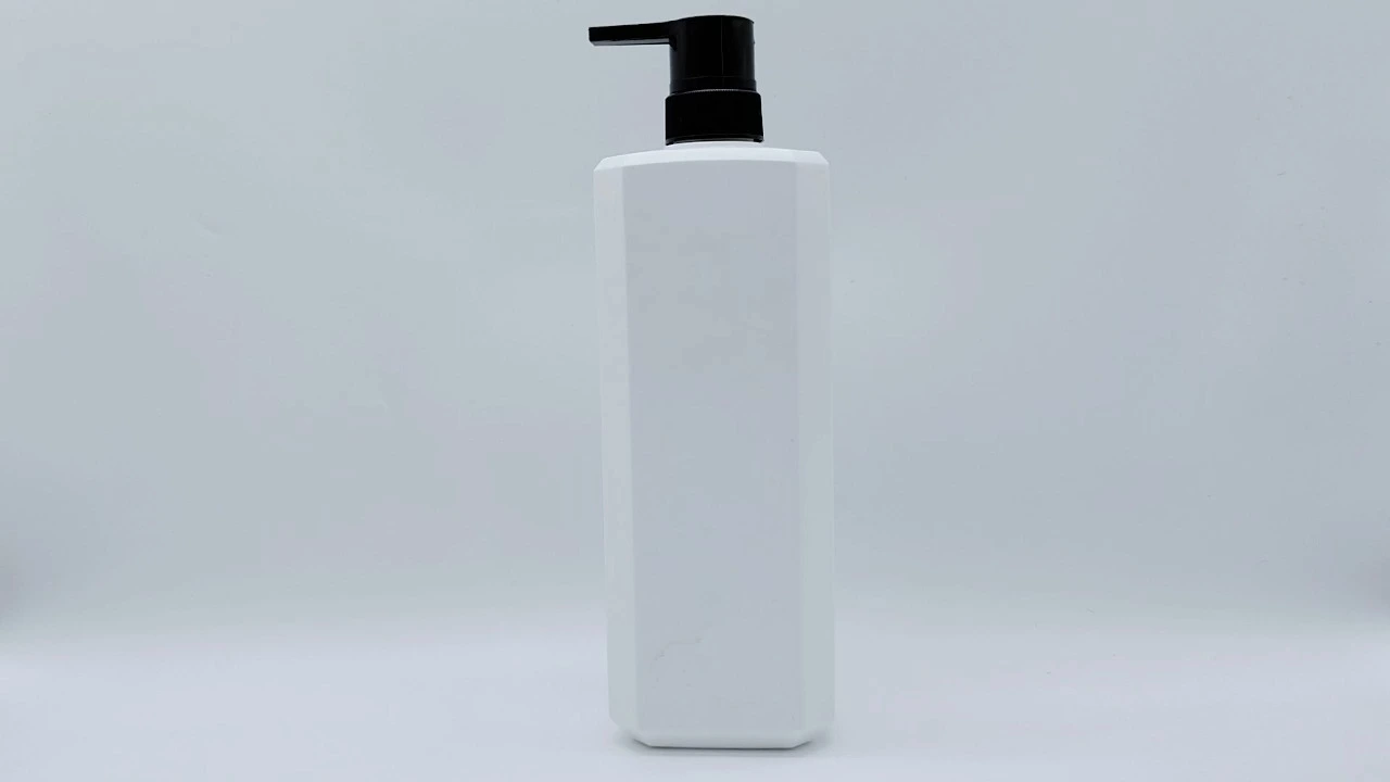 Glamorous 800ml white/red PE/PET shampoo conditioner bottle for skin care packaging 1