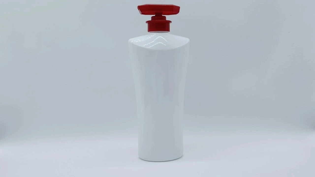 Glamorous 720ml Smooth white PET shampoo conditioner bottle for skin care packaging 1