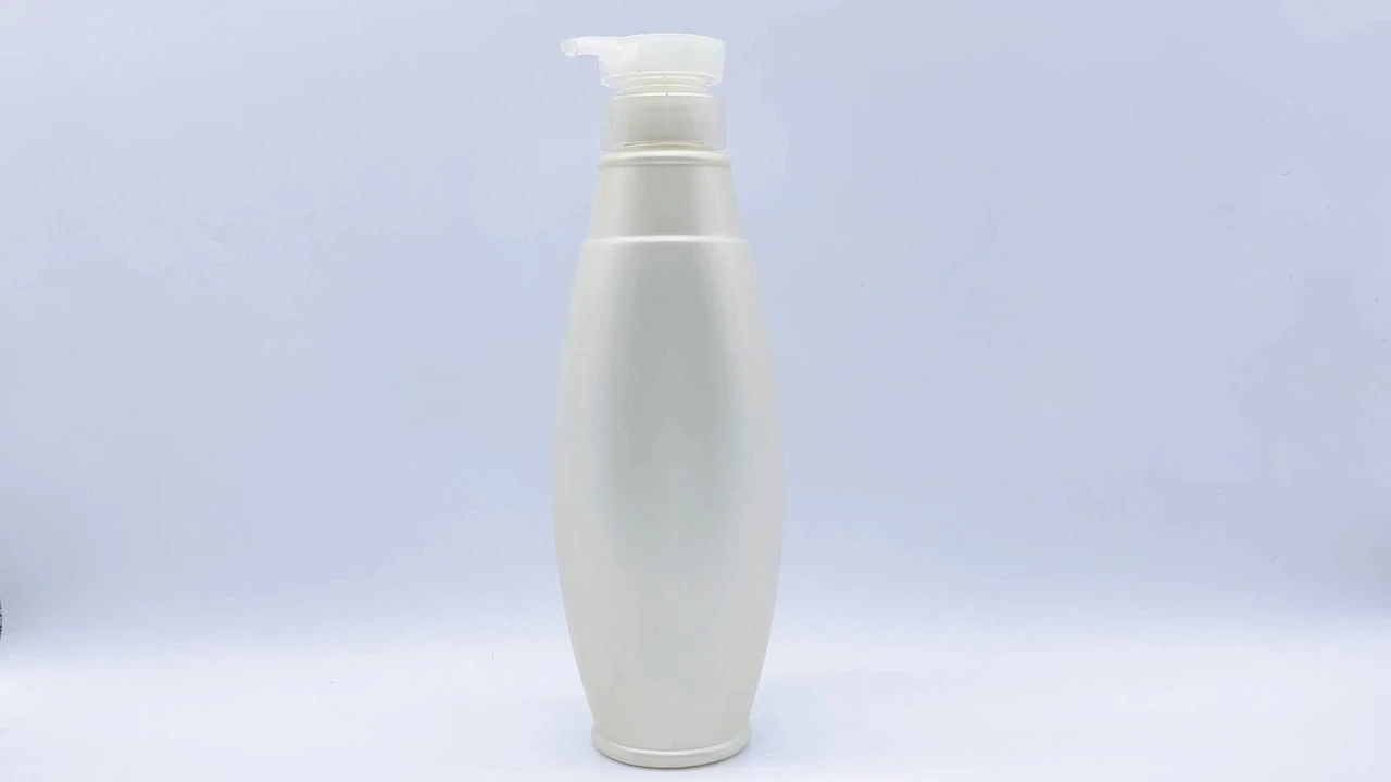 Glamorous 730ml pearlwhite PE shampoo conditioner bottle 1