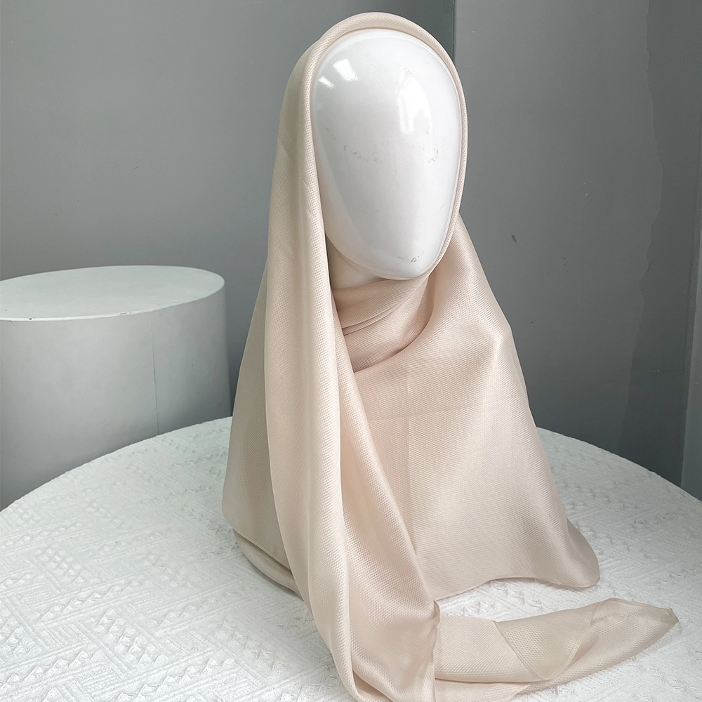 Nouvelle écharpe texturée en mousseline de soie légère pour femmes musulmanes, hijab en satin de couleur unie 1