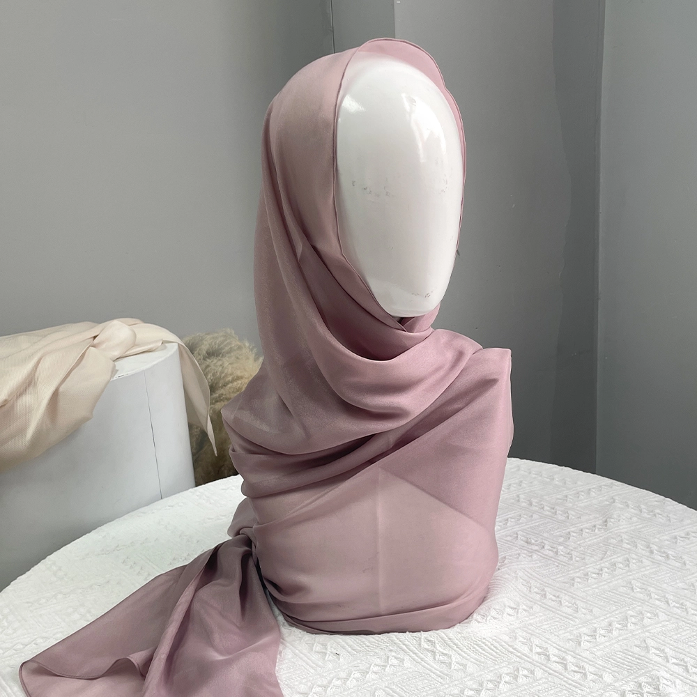 Syal Jilbab Sifon Flowy Ringan Sifon Berkilau Selendang Tenun Muslim Sifon Glitter Warna Polos 1