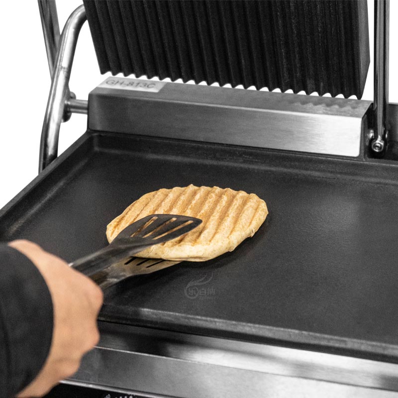 Grill à panini commercial avec plaques supérieures rainurées et plaques inférieures plates (PG-2SC) 4