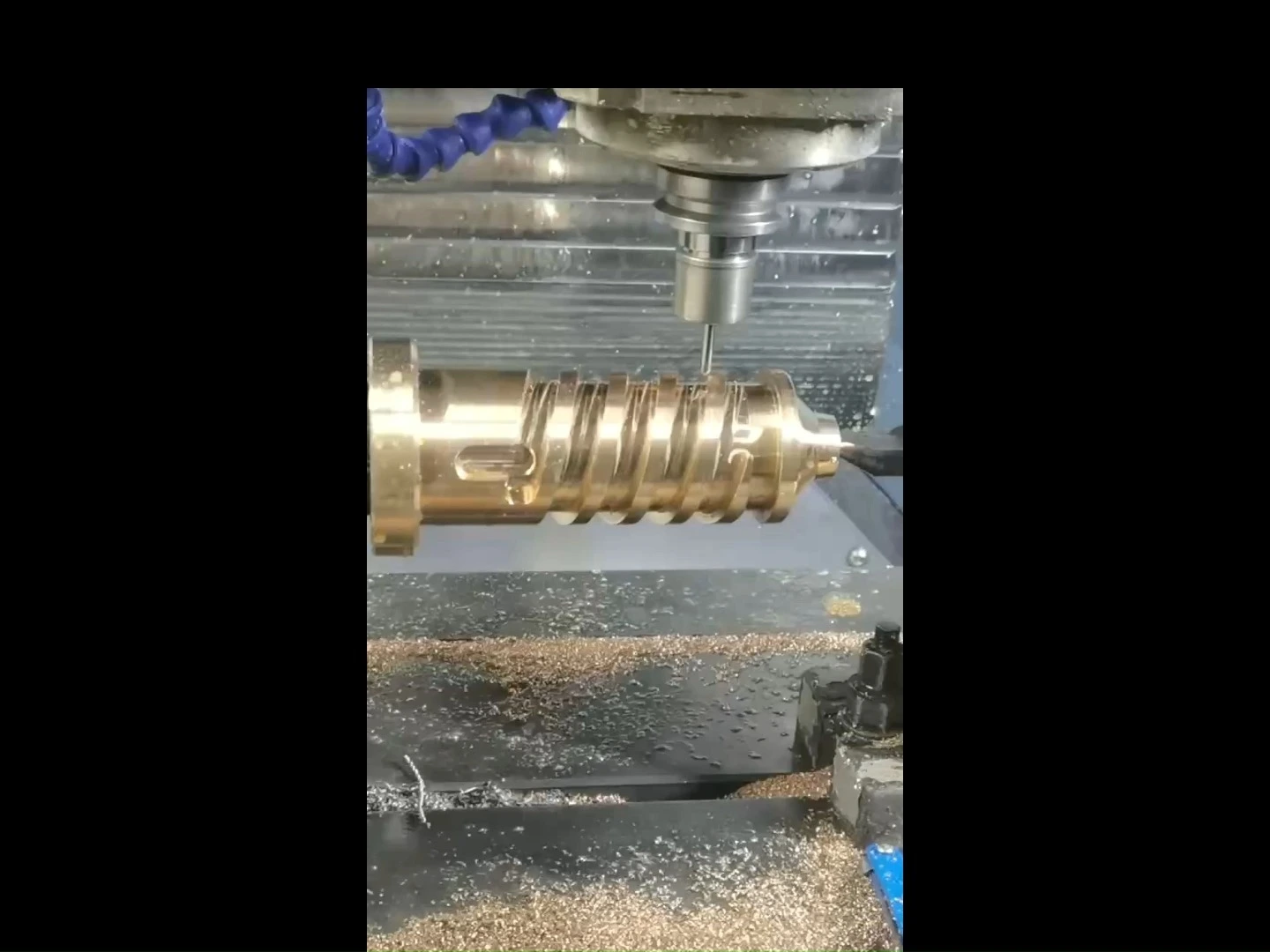 Professionele OEM service aangepaste CNC draaibank draaien frezen service aluminium messing roestvrij staal CNC-bewerkingsonderdelen 1