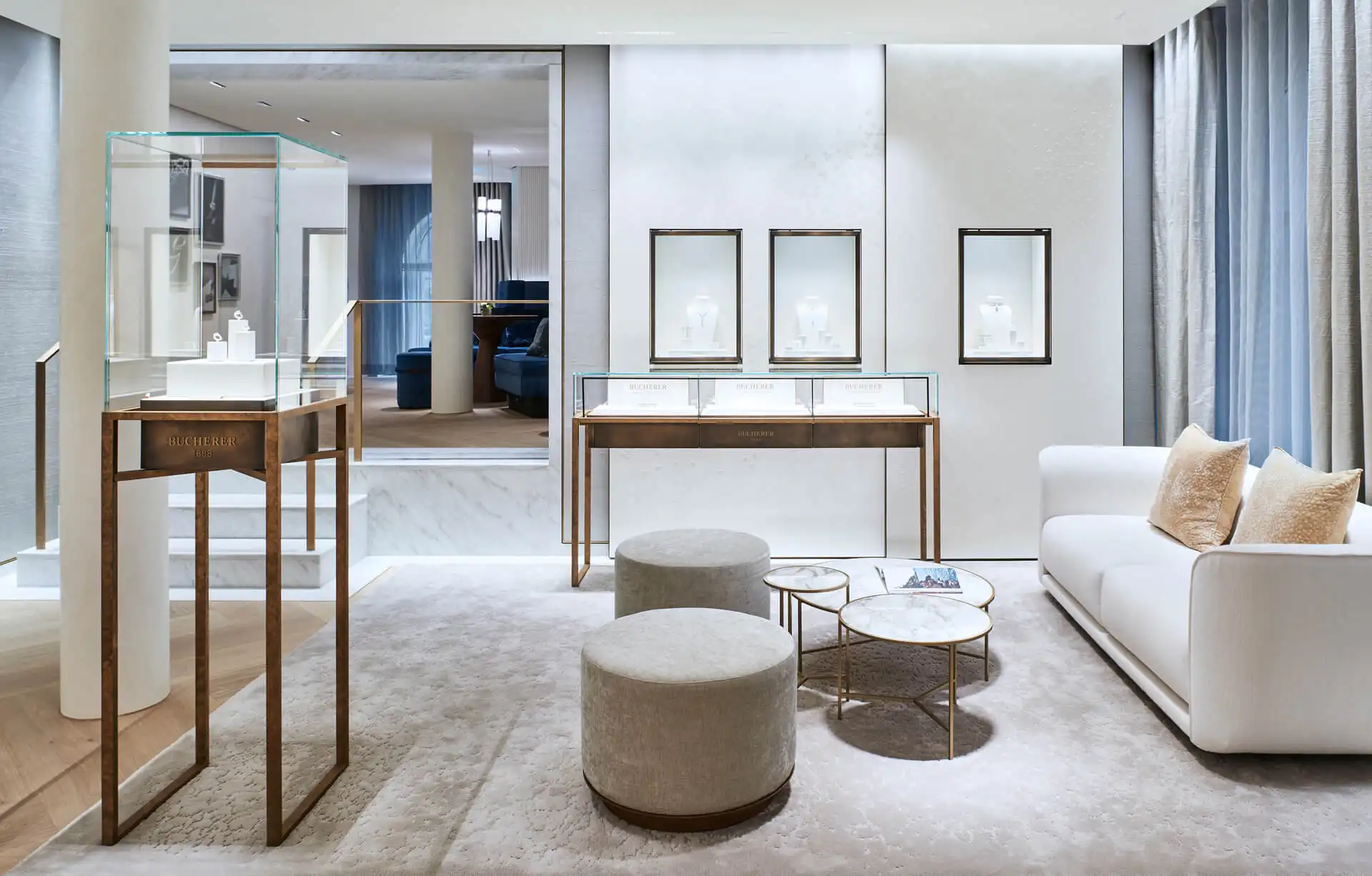 Commercial Display Cabinets Factory Direct Sale by LUXE Showcases 2