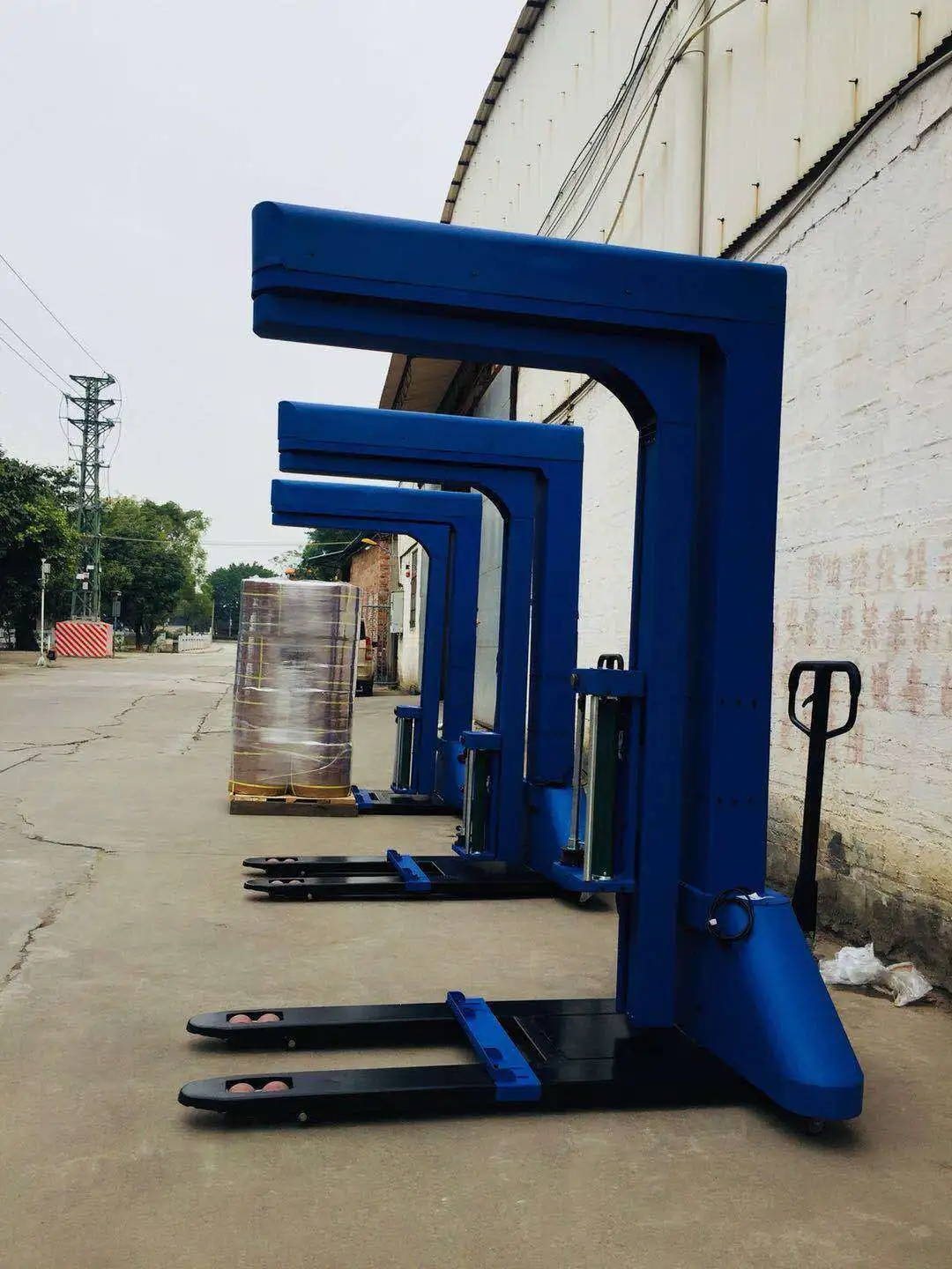 Can a Forklift Rotary Wrapping Machine Improve Your Warehouse Efficiency? 1