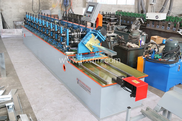 máquina de quilla de acero ligero omega 2