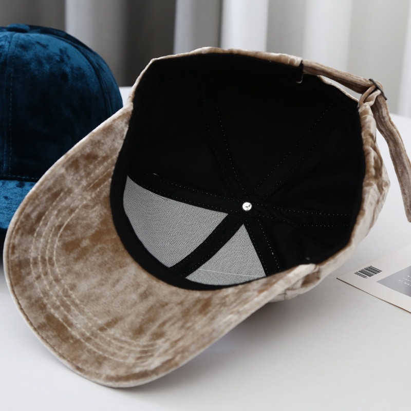 Autumn/winter vintage velvet baseball cap - unisex minimalist solid color