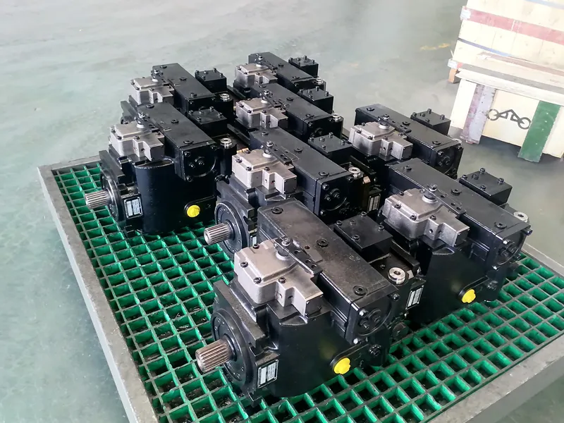 Hydrostatic Motor 3200r/min by Highland Hydraulic 4
