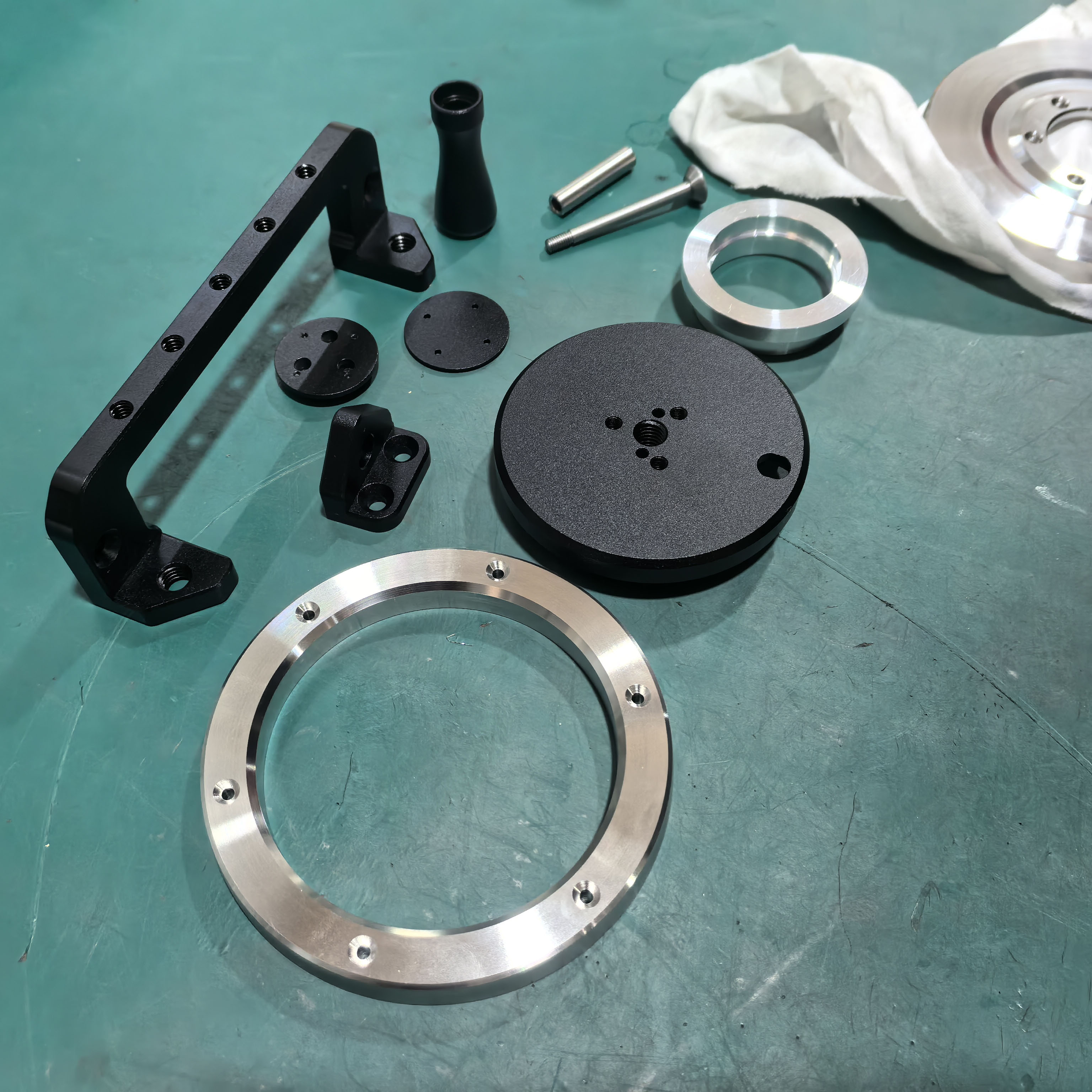 Aluminum CNC Machining Service Parts Polishing and Anodizing Parts 6