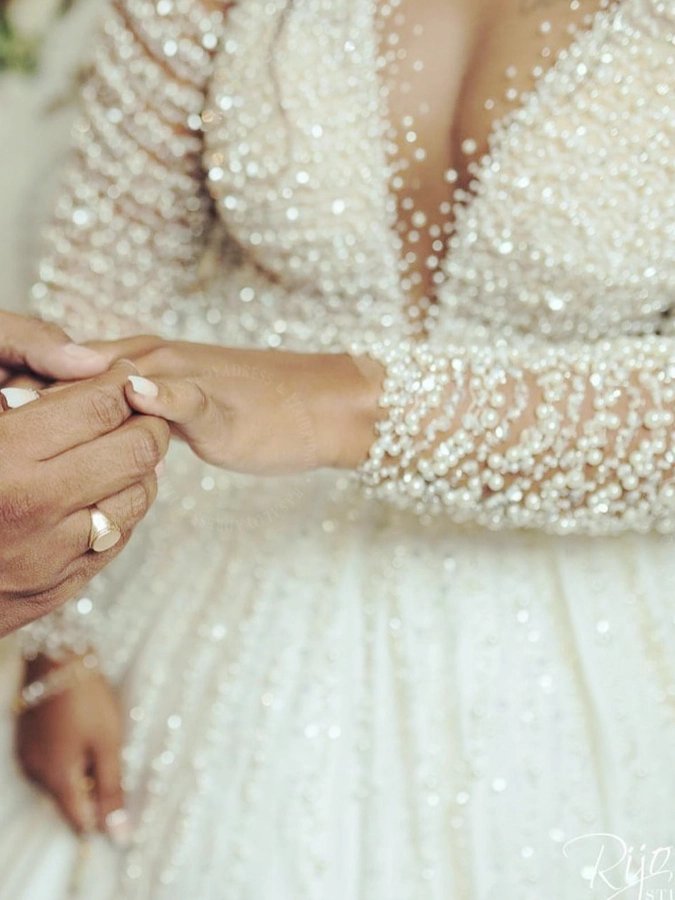 Custom Couture Wedding Dress V Neckline Sexy Long Sleeve Ball Gown Pearls Bridal Dress RSW1801 Manufacturer | Yiaibridal 1