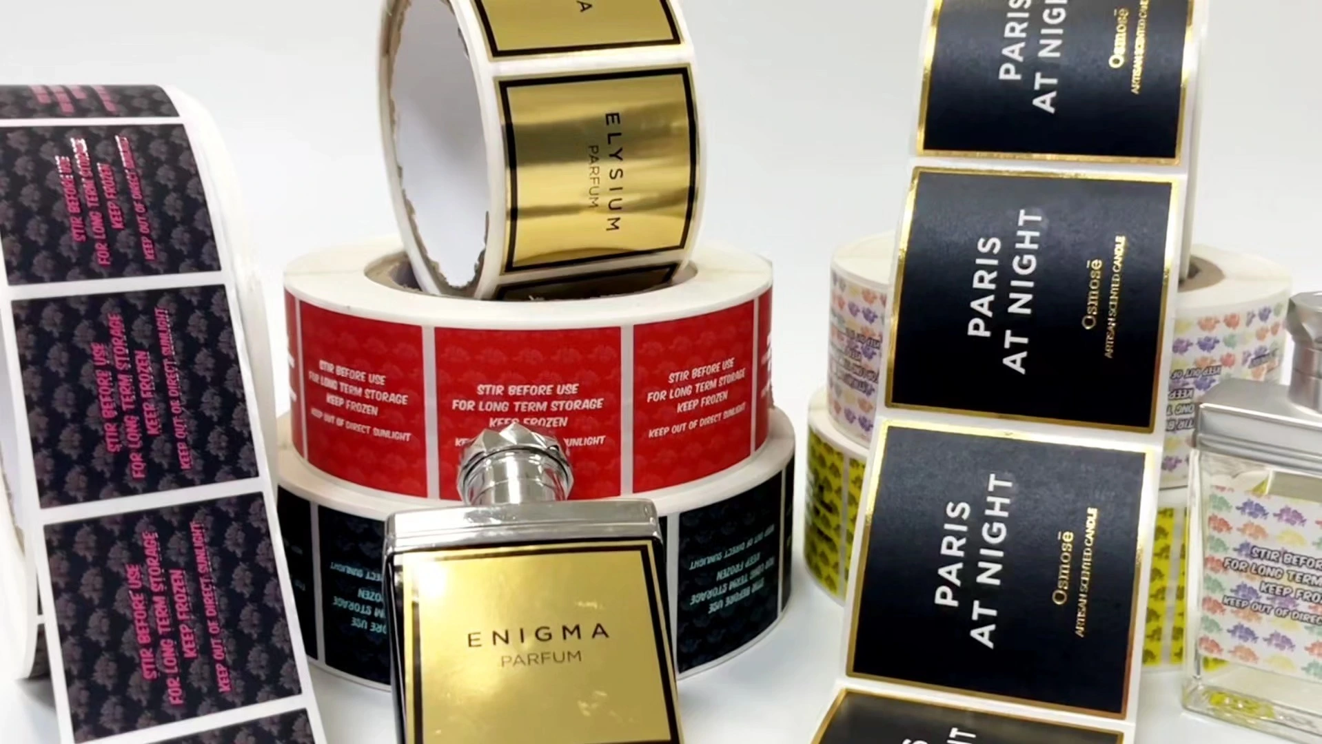 Carta rivestita, laminazione opaca e schermo di seta Processo UV per etichette di profumo personalizzate adesivi personalizzati per bottiglia di fragranze di profumo con logo di marca 1